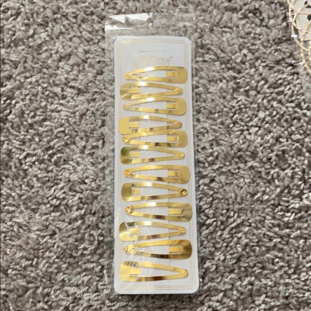 Clips